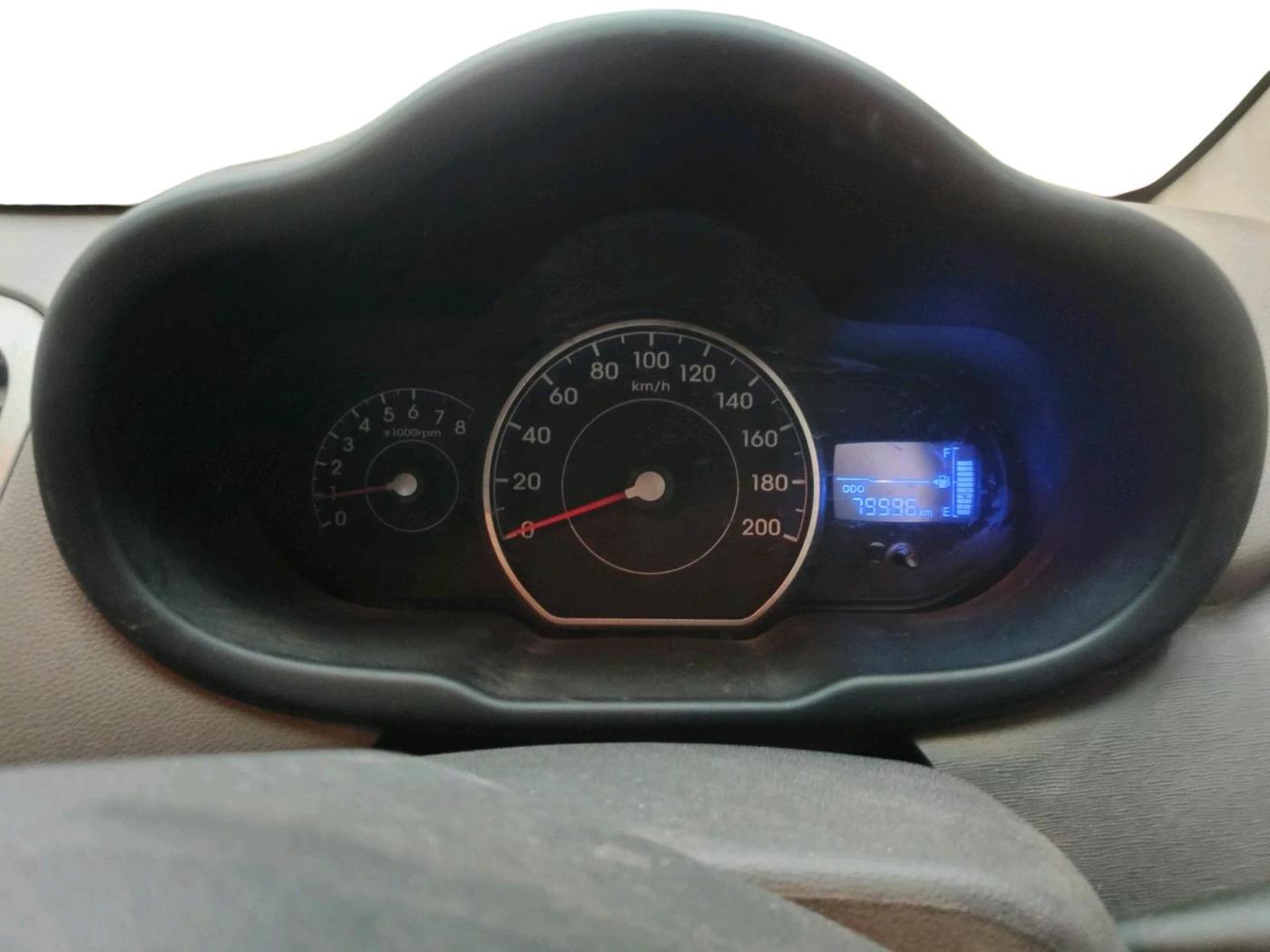 2011 Hyundai i10 MAGNA 1.2, Petrol, Manual, 79,996 km, interior