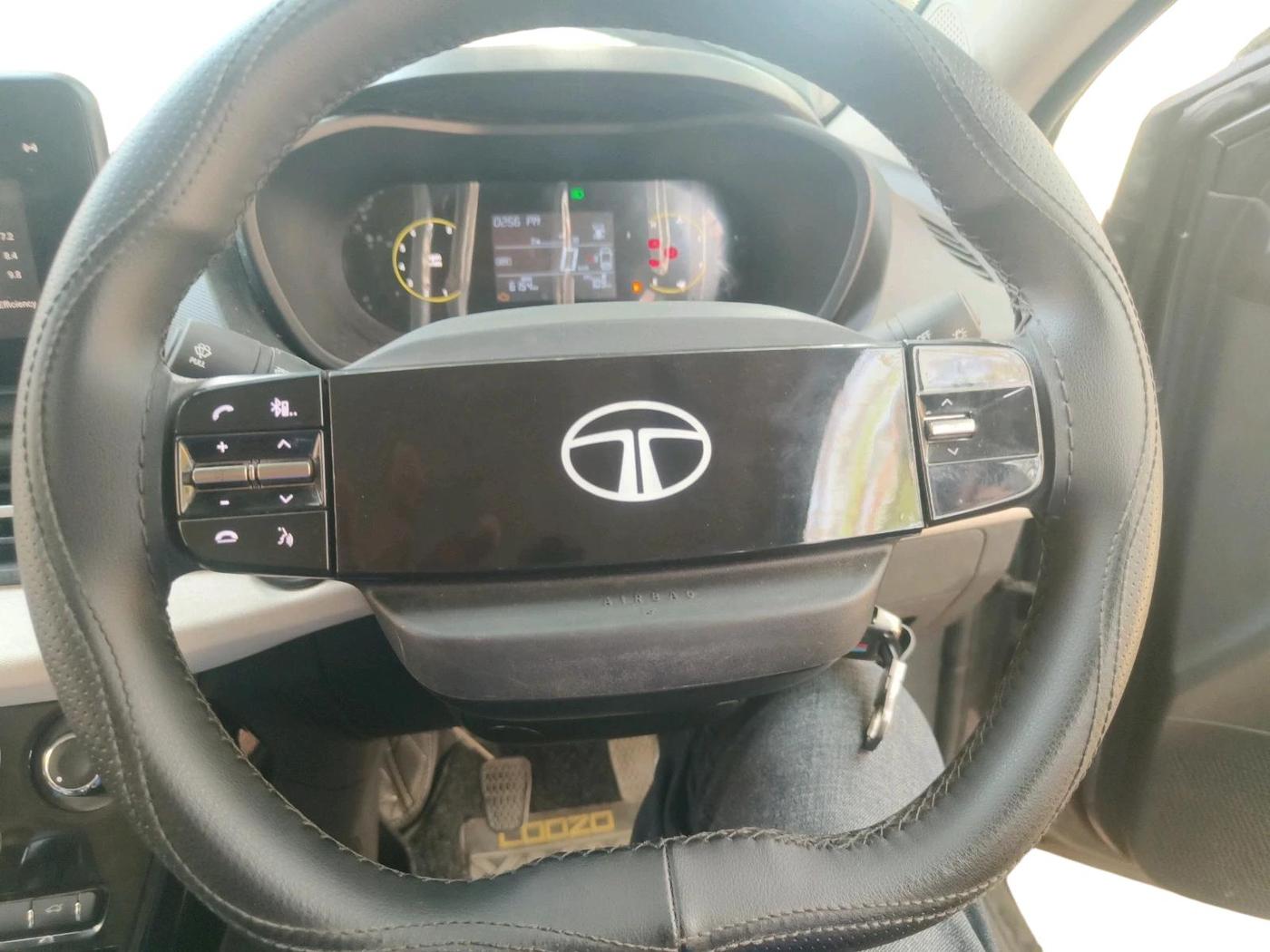 2025 Tata NEXON Pure Plus 1.2 Petrol 6MT, Petrol, Manual, 6,154 km, interior