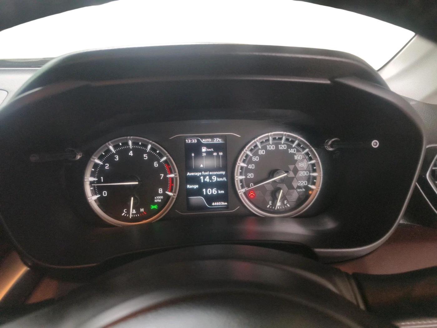 2022 Maruti Grand Vitara ALPHA SMART HYBRID ALLGRIP, Petrol, Manual, 44,606 km, interior