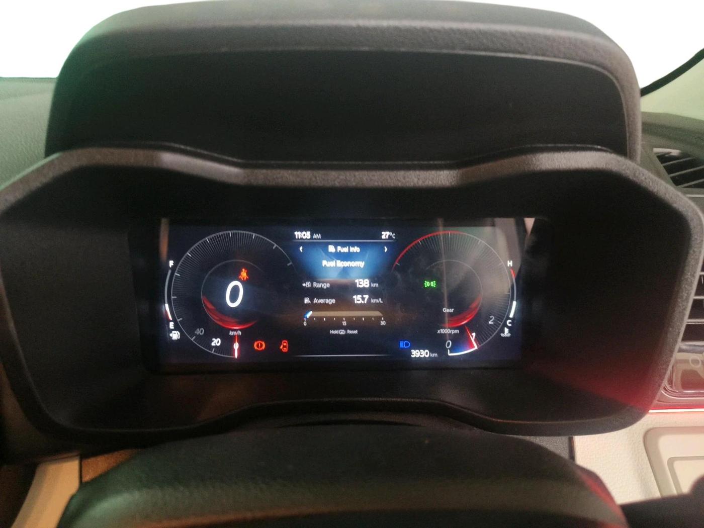 2025 Mahindra XUV 3XO AX5 1.2 L TCMPFi, Petrol, Manual, 3,930 km, interior