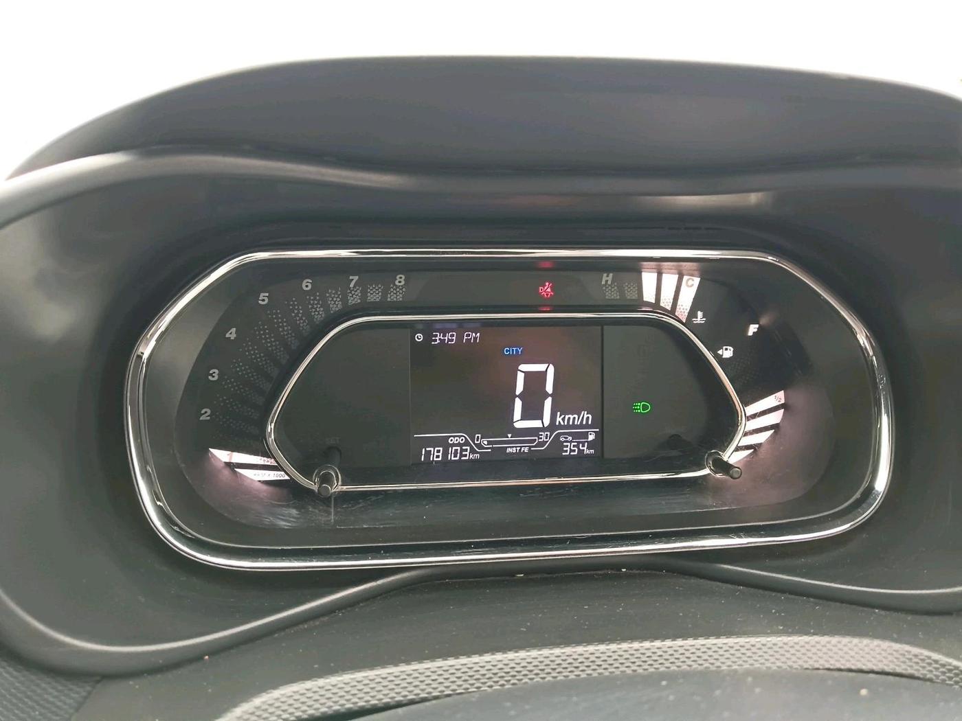 2022 Tata NEXON XZ PLUS DIESEL, Diesel, Manual, 1,78,103 km, interior