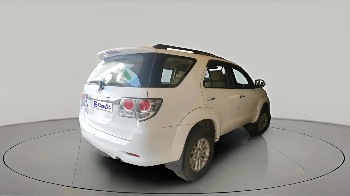 2013 Toyota Fortuner 3.0 4X4 MT, Diesel, Manual, 2,47,658 km, exterior