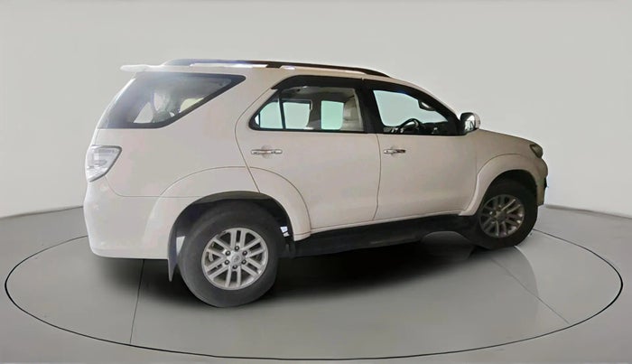 2013 Toyota Fortuner 3.0 4X4 MT, Diesel, Manual, 2,47,658 km, exterior