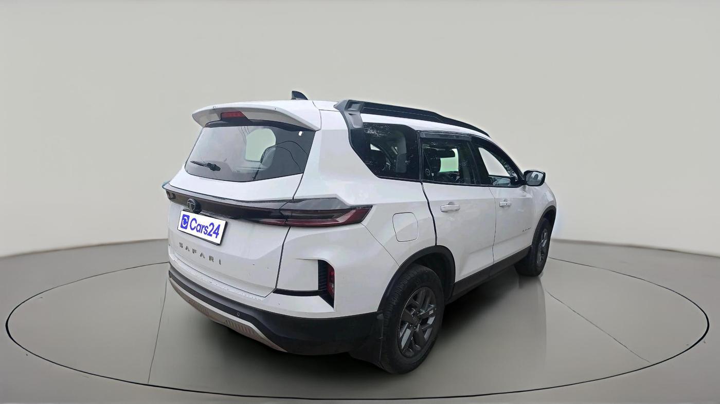 2024 Tata Safari PURE PLUS S, Diesel, Manual, 1,27,680 km, exterior