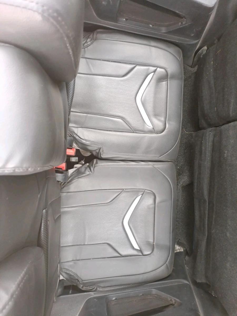2024 Tata Safari PURE PLUS S, Diesel, Manual, 1,27,680 km, interior