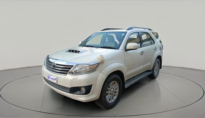 2013 Toyota Fortuner 3.0 4X4 MT, Diesel, Manual, 1,40,584 km, exterior
