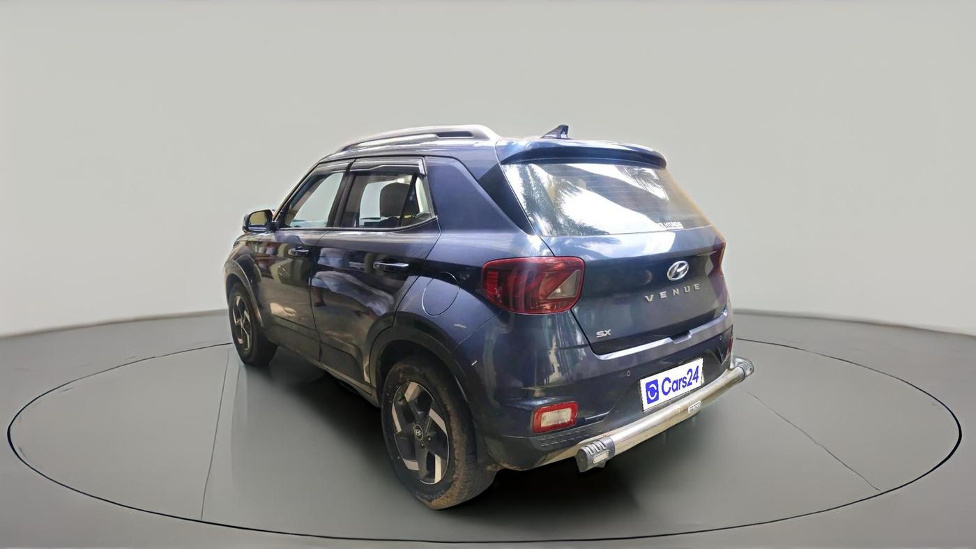2020 Hyundai VENUE SX 1.5 CRDI, Diesel, Manual, 1,46,220 km, exterior