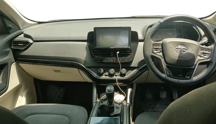 2022 Tata Safari XE, Diesel, Manual, 41,045 km, interior