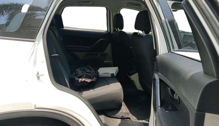 2022 Tata Safari XE, Diesel, Manual, 41,045 km, interior