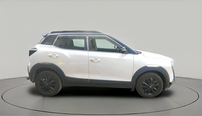 2025 Mahindra XUV 3XO REVX M 1.2 Petrol, Petrol, Manual, 12,691 km, exterior