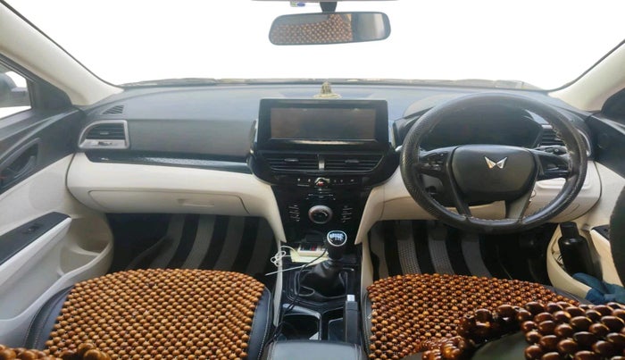 2025 Mahindra XUV 3XO REVX M 1.2 Petrol, Petrol, Manual, 12,691 km, interior