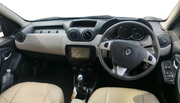 2015 Renault Duster 110 PS RXZ DIESEL, Diesel, Manual, 71,008 km, interior