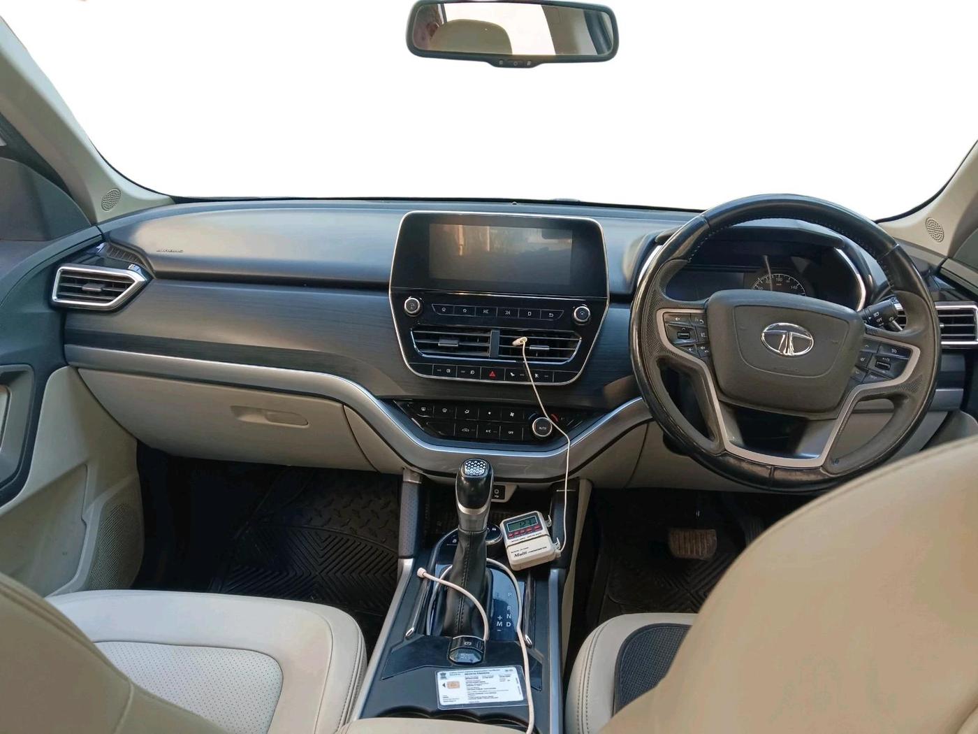 2021 Tata Safari XZA PLUS, Diesel, Automatic, 1,48,809 km, interior