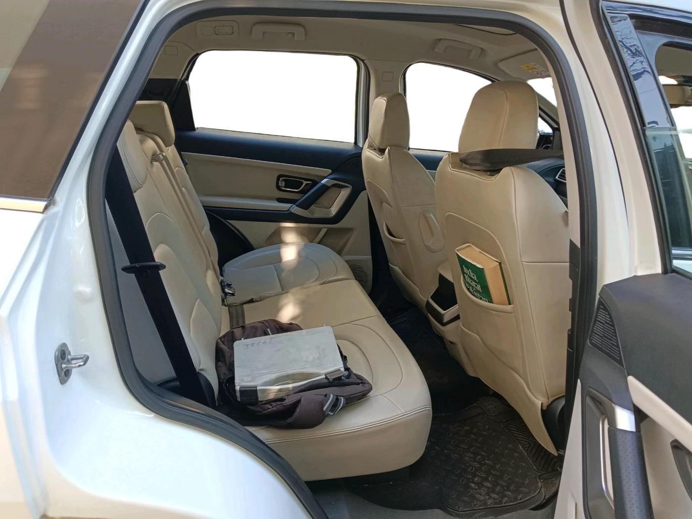 2021 Tata Safari XZA PLUS, Diesel, Automatic, 1,48,809 km, interior