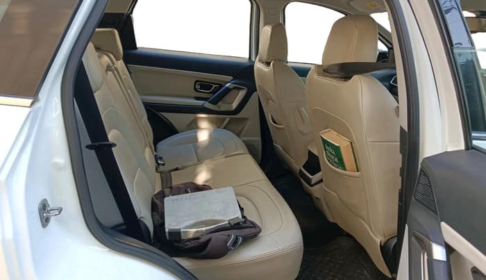 2021 Tata Safari XZA PLUS, Diesel, Automatic, 1,48,809 km, interior