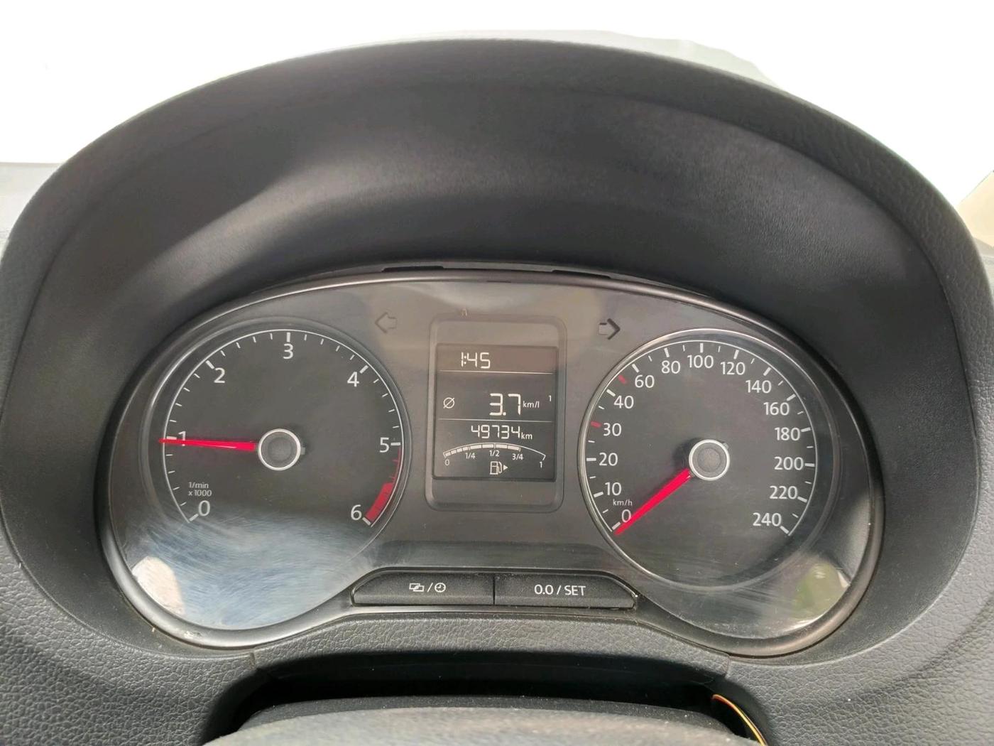 2018 Volkswagen Ameo HIGHLINE PLUS 1.5L 16 ALLOY, Diesel, Manual, 49,734 km, interior