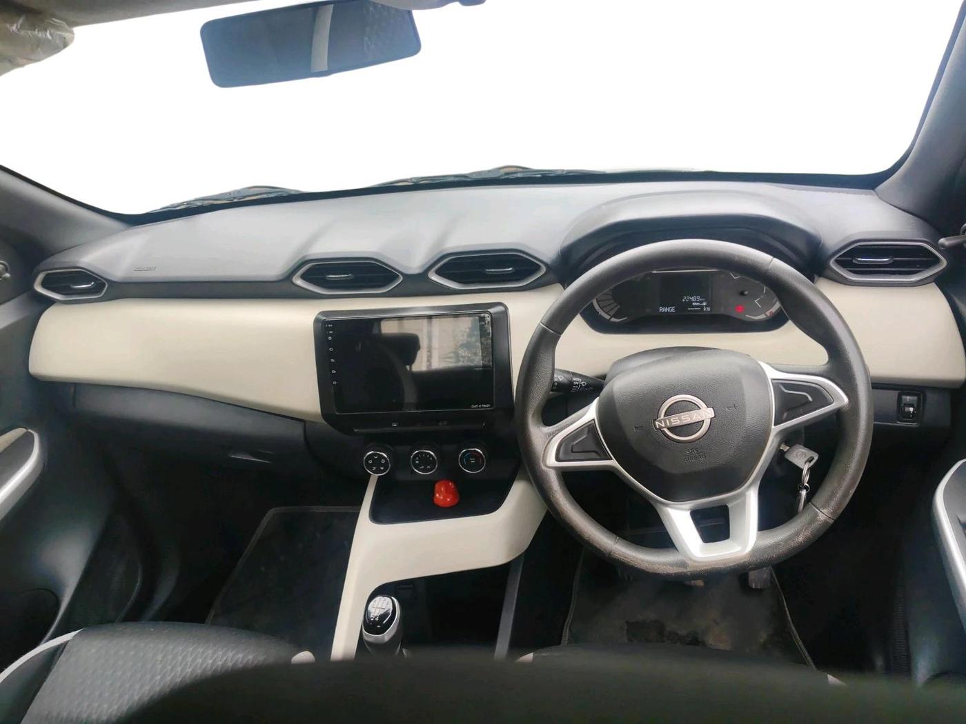 2022 Nissan MAGNITE XE, Petrol, Manual, 22,489 km, interior