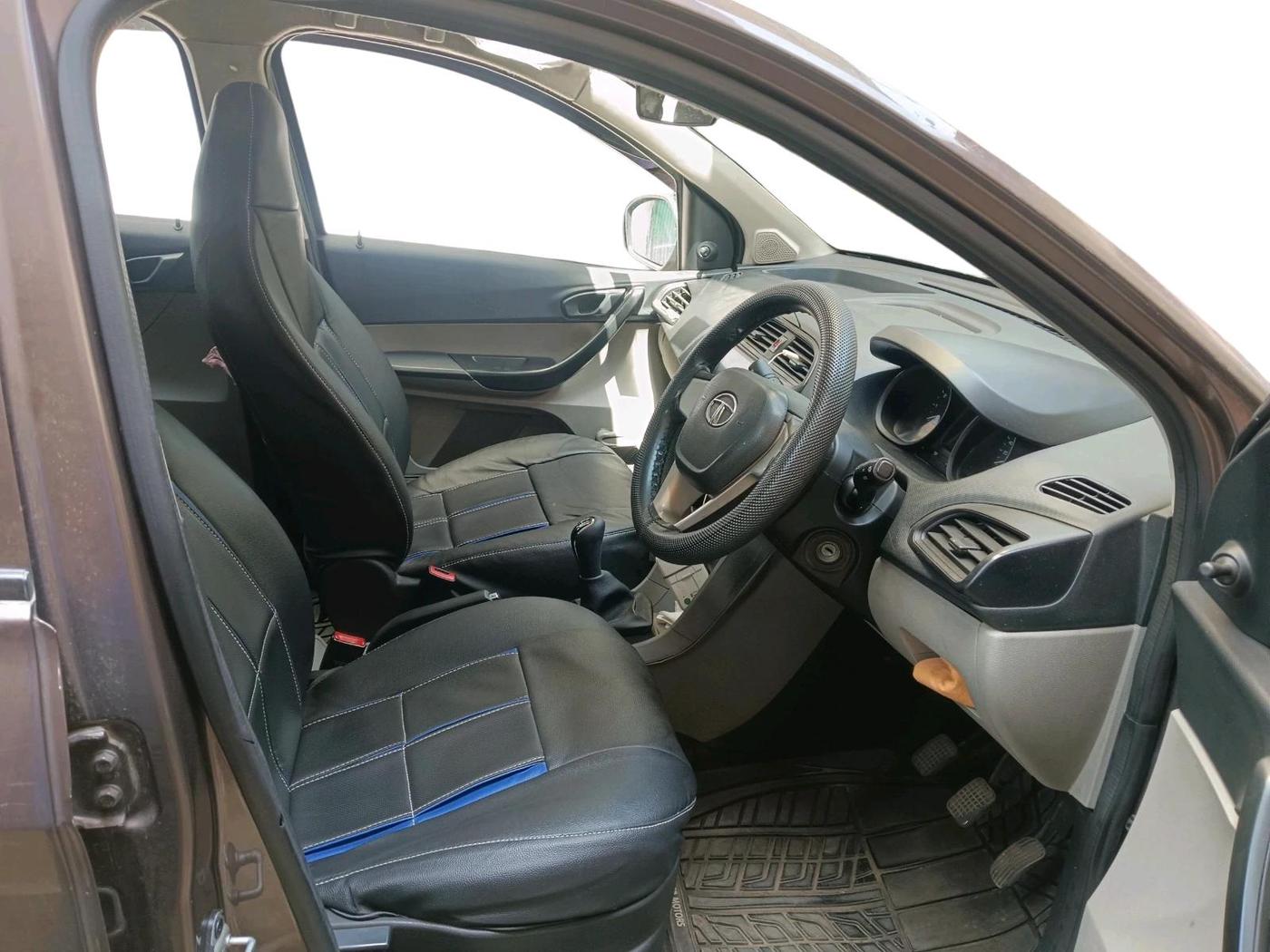 2018 Tata Tiago XE PETROL, Petrol, Manual, 1,22,777 km, interior