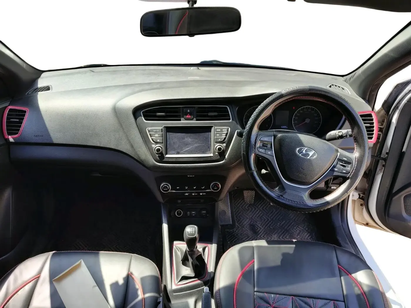 2018 Hyundai Elite i20 ASTA 1.2, Petrol, Manual, 92,895 km, interior