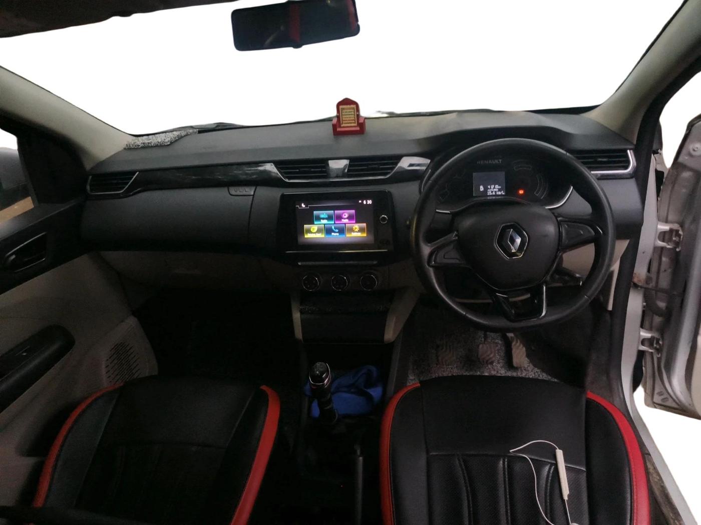 2021 Renault TRIBER RXT, Petrol, Manual, 41,210 km, interior