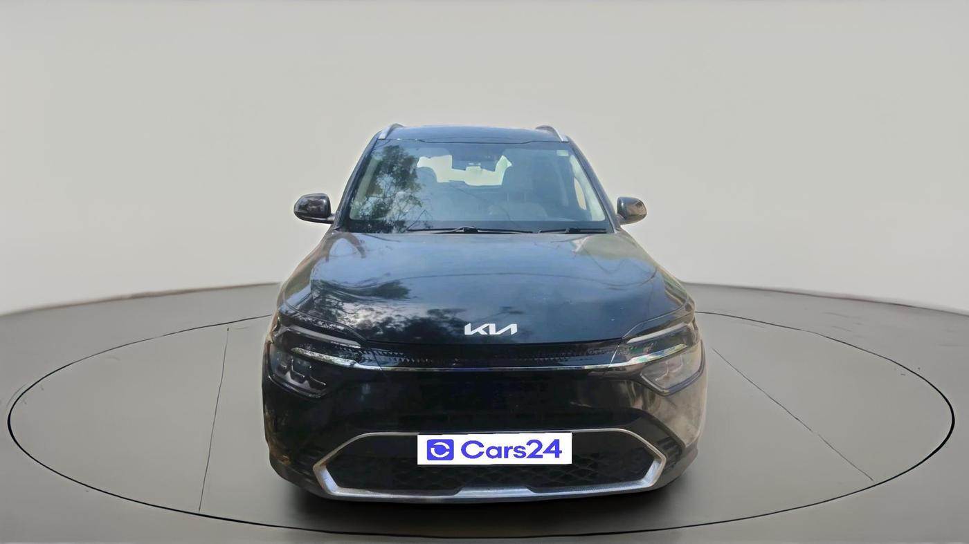 2022 KIA CARENS LUXURY PLUS 1.5 DIESEL 7 STR, Diesel, Manual, 1,17,400 km, exterior