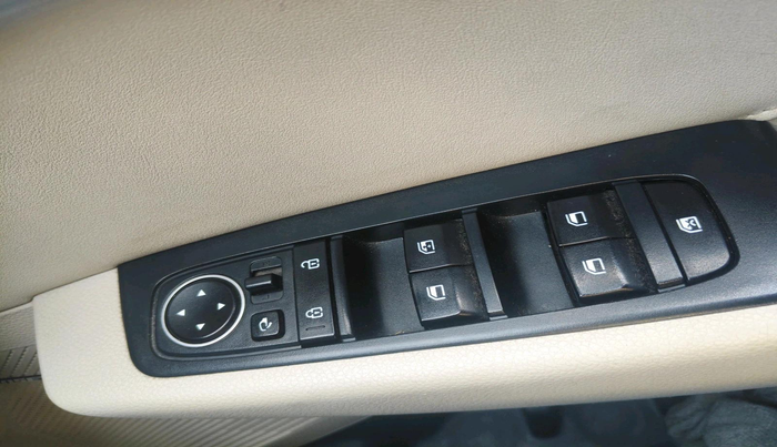 2022 KIA CARENS LUXURY PLUS 1.5 DIESEL 7 STR, Diesel, Manual, 1,17,400 km, interior