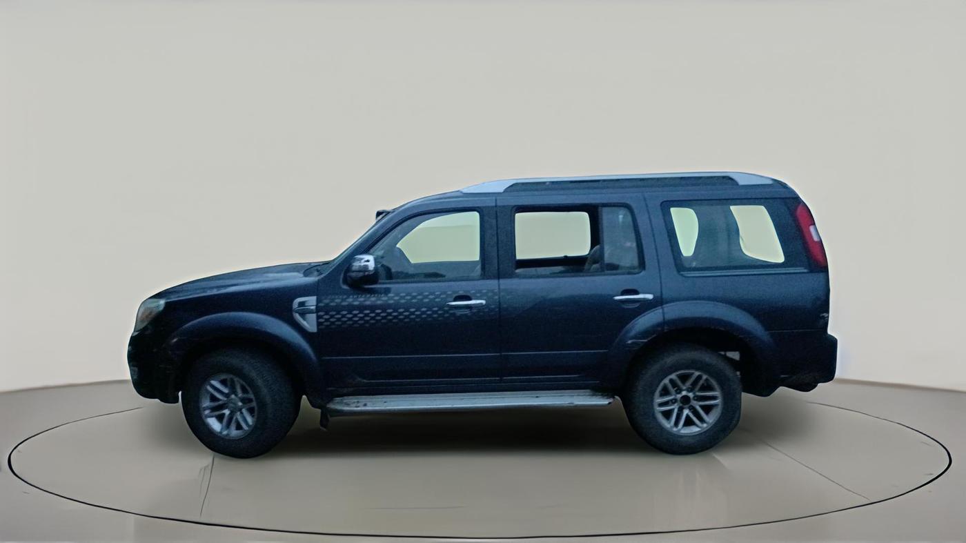 2011 Ford Endeavour 2.5L 4X2 AT, Diesel, Automatic, 1,22,951 km, exterior