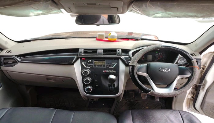 2016 Mahindra Kuv100 K6 6 STR, Petrol, Manual, 30,808 km, interior