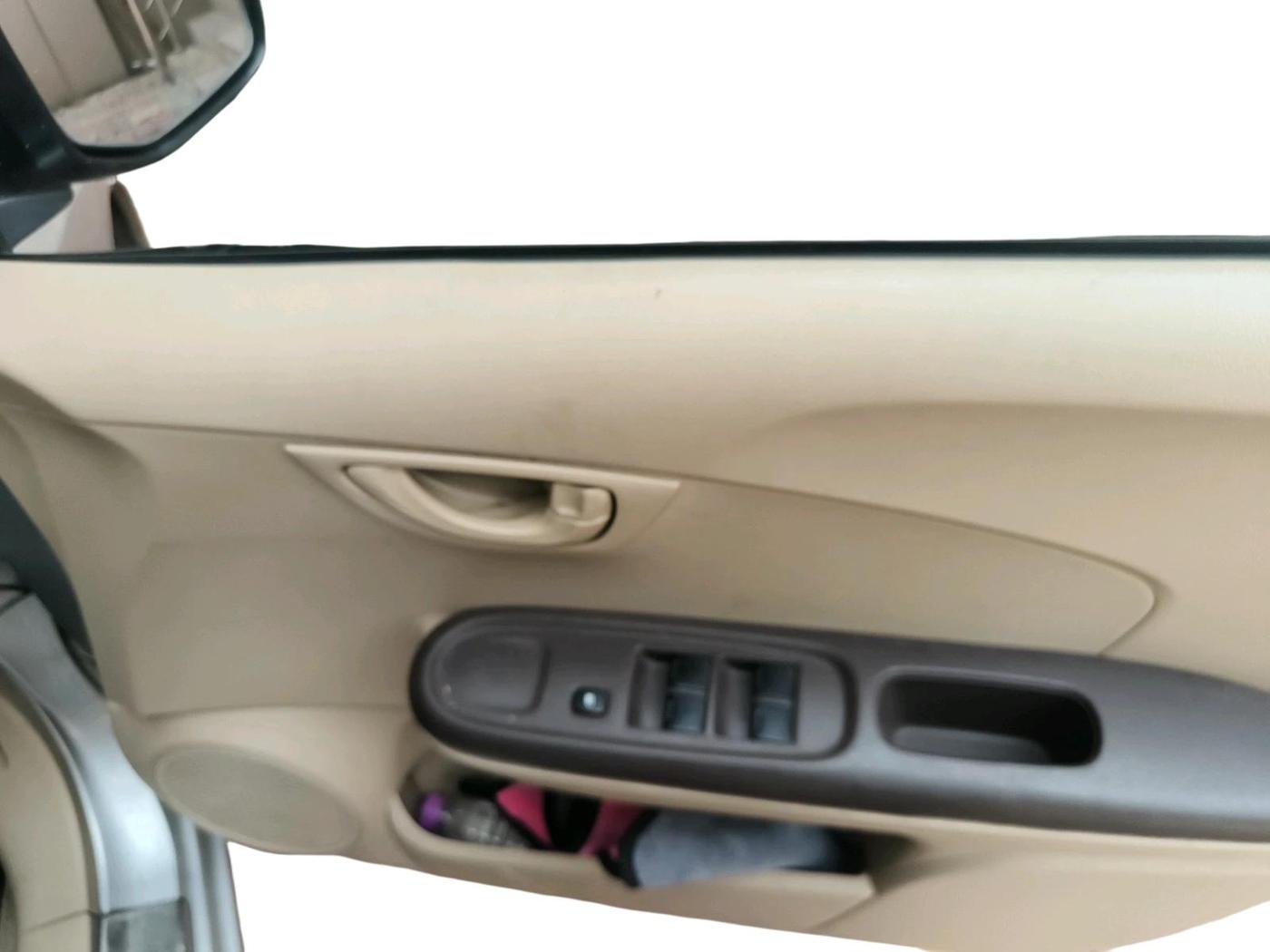 2013 Honda Amaze 1.2L I-VTEC EX, Petrol, Manual, 54,086 km, interior