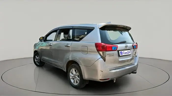2016 Toyota Innova Crysta 2.4 GX 7 STR, Diesel, Manual, 1,88,605 km, exterior