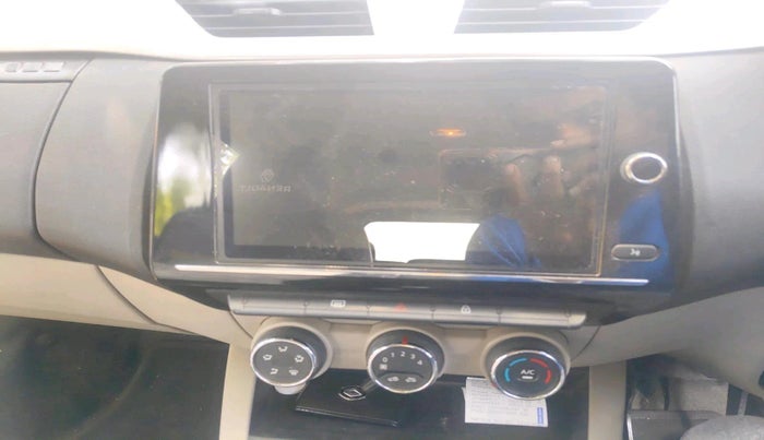 2019 Renault TRIBER RXZ, Petrol, Manual, 38,277 km, interior