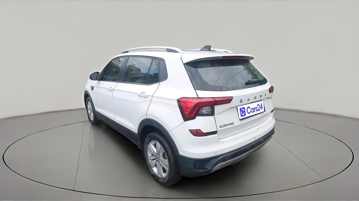 2022 Skoda KUSHAQ AMBITION 1.0L TSI MT, Petrol, Manual, 1,05,175 km, exterior