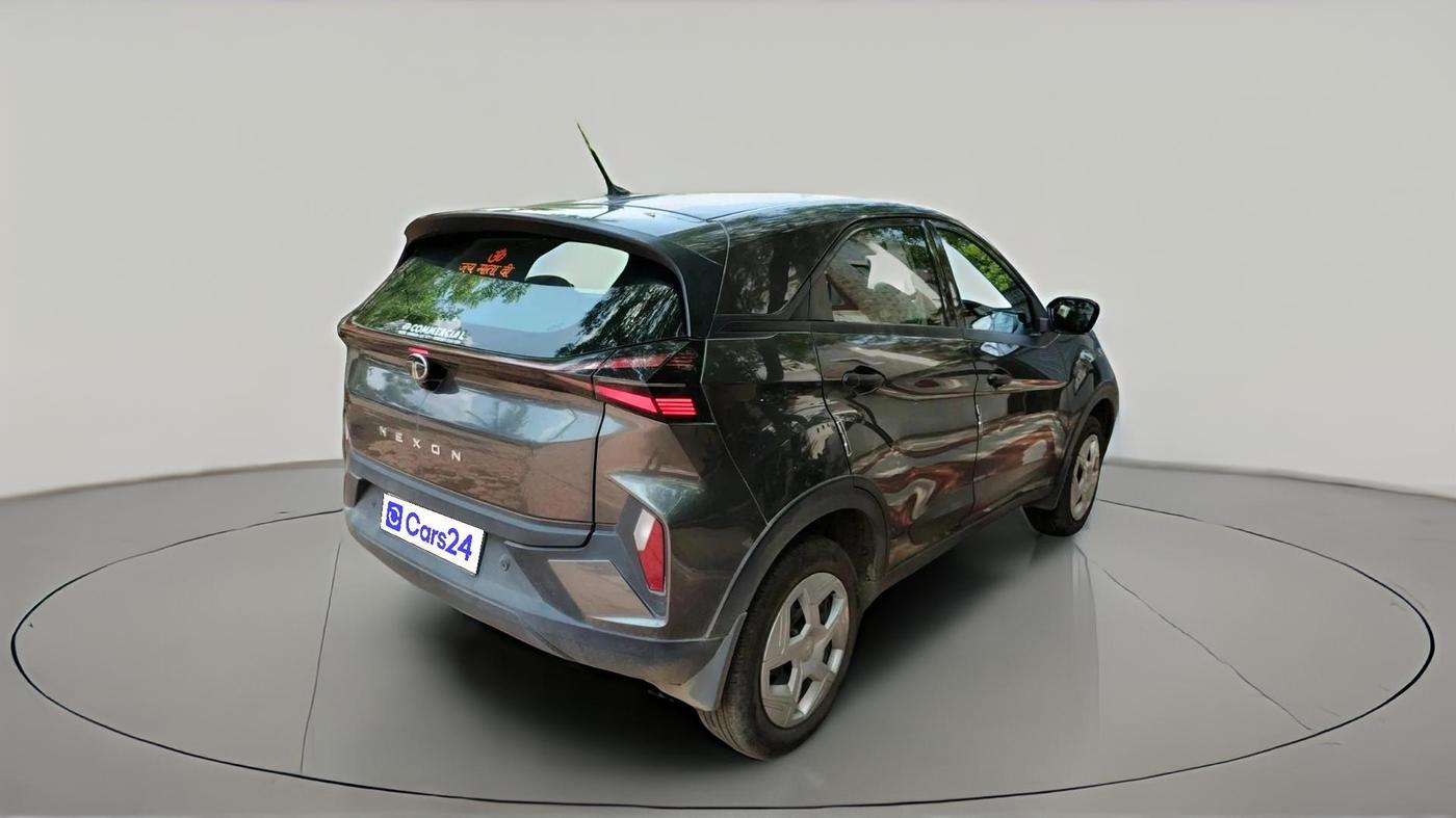 2025 Tata NEXON Smart Plus 1.2 Revotron 6 AMT, Petrol, Automatic, 15,781 km, exterior