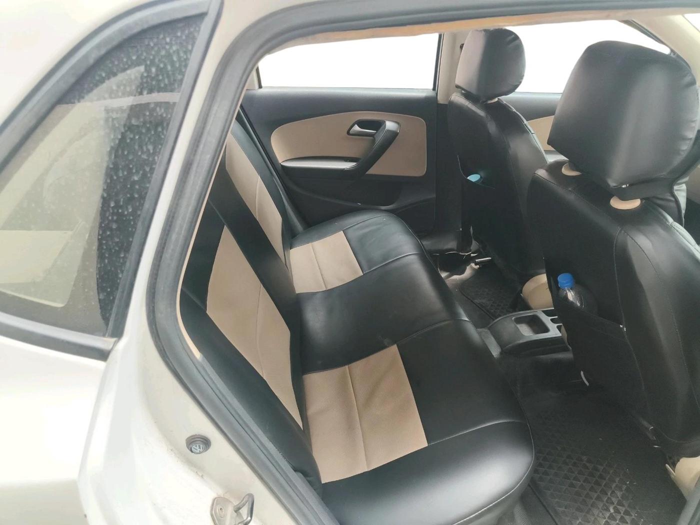 2016 Volkswagen Polo HIGHLINE1.2L, Petrol, Manual, 80,658 km, interior