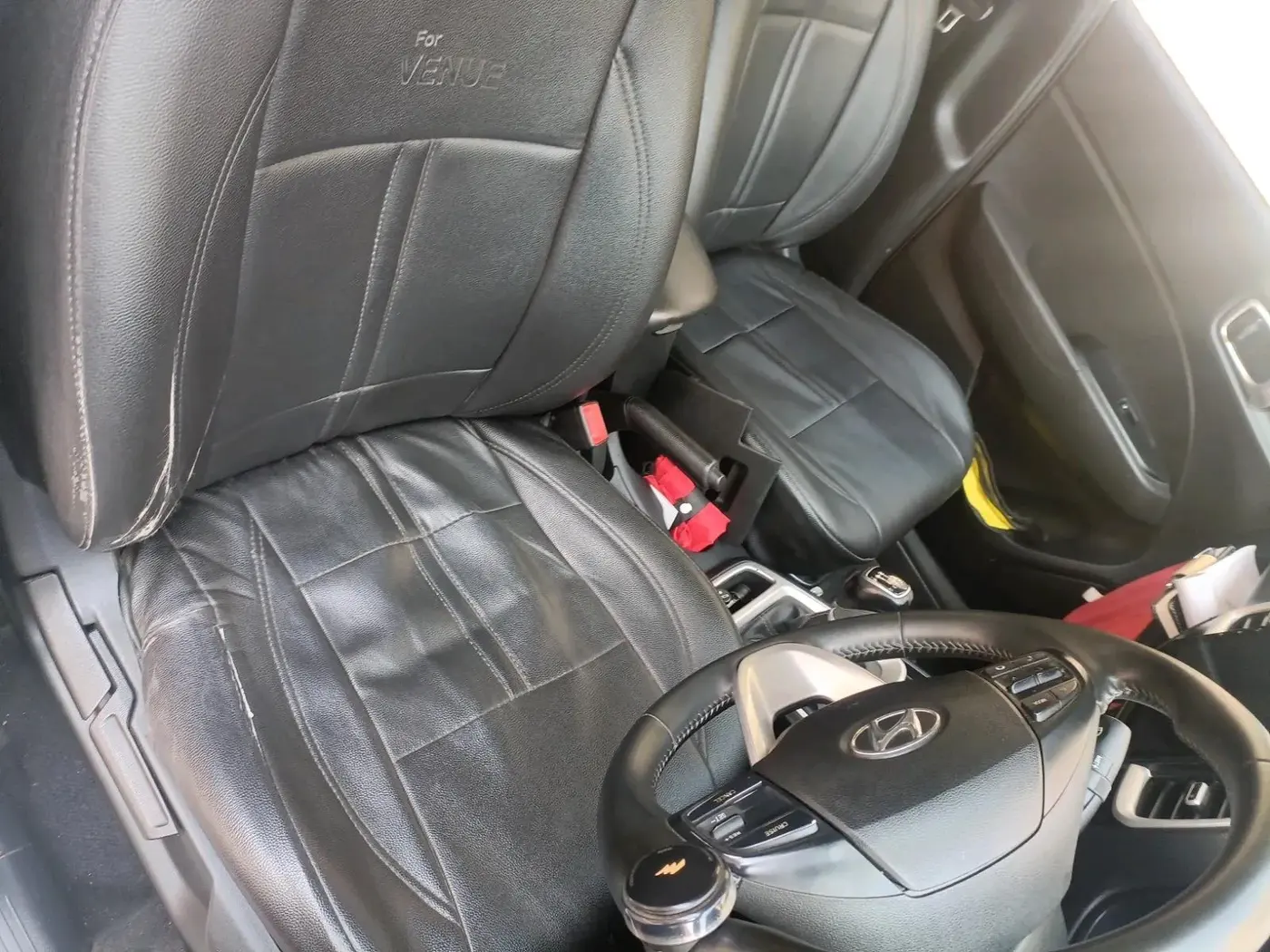 2020 Hyundai VENUE SX 1.5 CRDI, Diesel, Manual, 53,886 km, interior