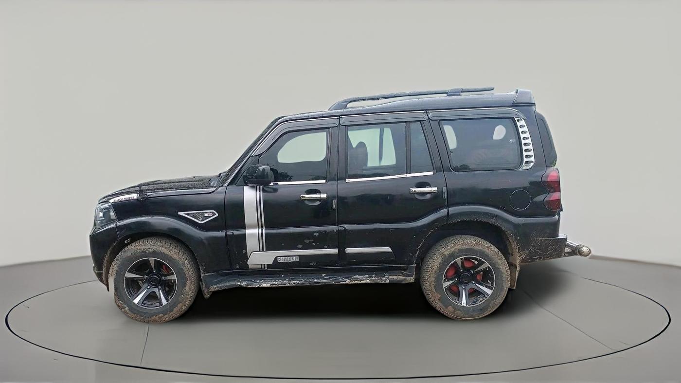 2012 Mahindra Scorpio LX, Diesel, Manual, 92,733 km, exterior