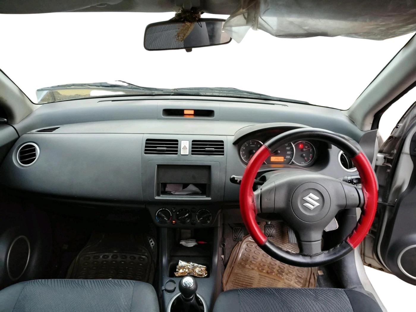 2011 Maruti Swift VXI, Petrol, Manual, 29,039 km, interior