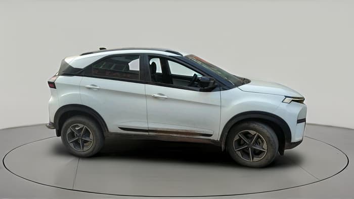 2025 Tata NEXON CREATIVE AMT 1.5 DIESEL, Diesel, Automatic, 33,067 km, exterior