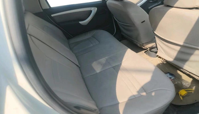 2014 Renault Duster 85 PS RXL DIESEL, Diesel, Manual, 1,38,001 km, interior