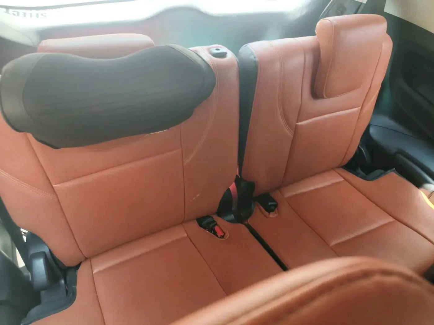 2019 Toyota Innova Crysta 2.4 VX 8 STR, Diesel, Manual, 2,61,978 km, interior