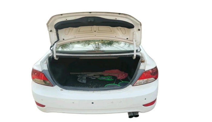 2014 Hyundai Verna FLUIDIC 1.6 CRDI SX, Diesel, Manual, 66,827 km, exterior