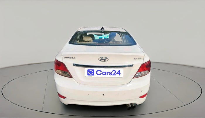 2014 Hyundai Verna FLUIDIC 1.6 CRDI SX, Diesel, Manual, 66,827 km, exterior