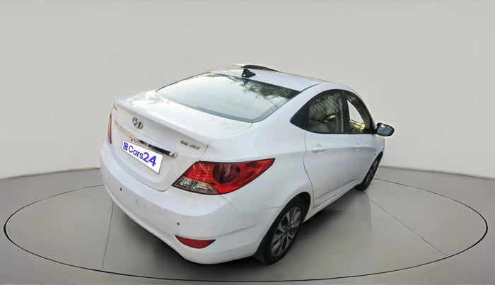 2014 Hyundai Verna FLUIDIC 1.6 CRDI SX, Diesel, Manual, 66,827 km, exterior