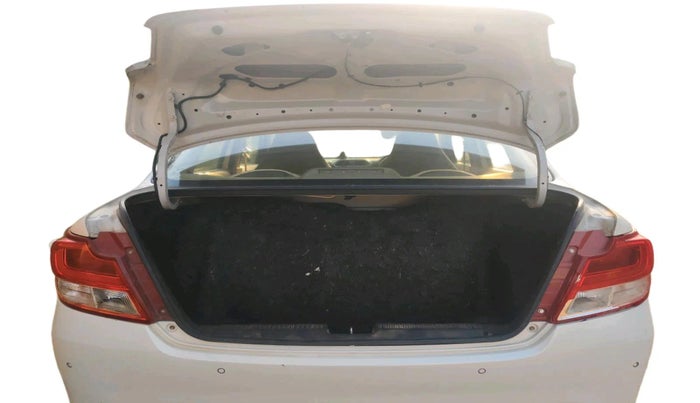 2020 Maruti Dzire LXI, Petrol, Manual, 1,56,752 km, exterior