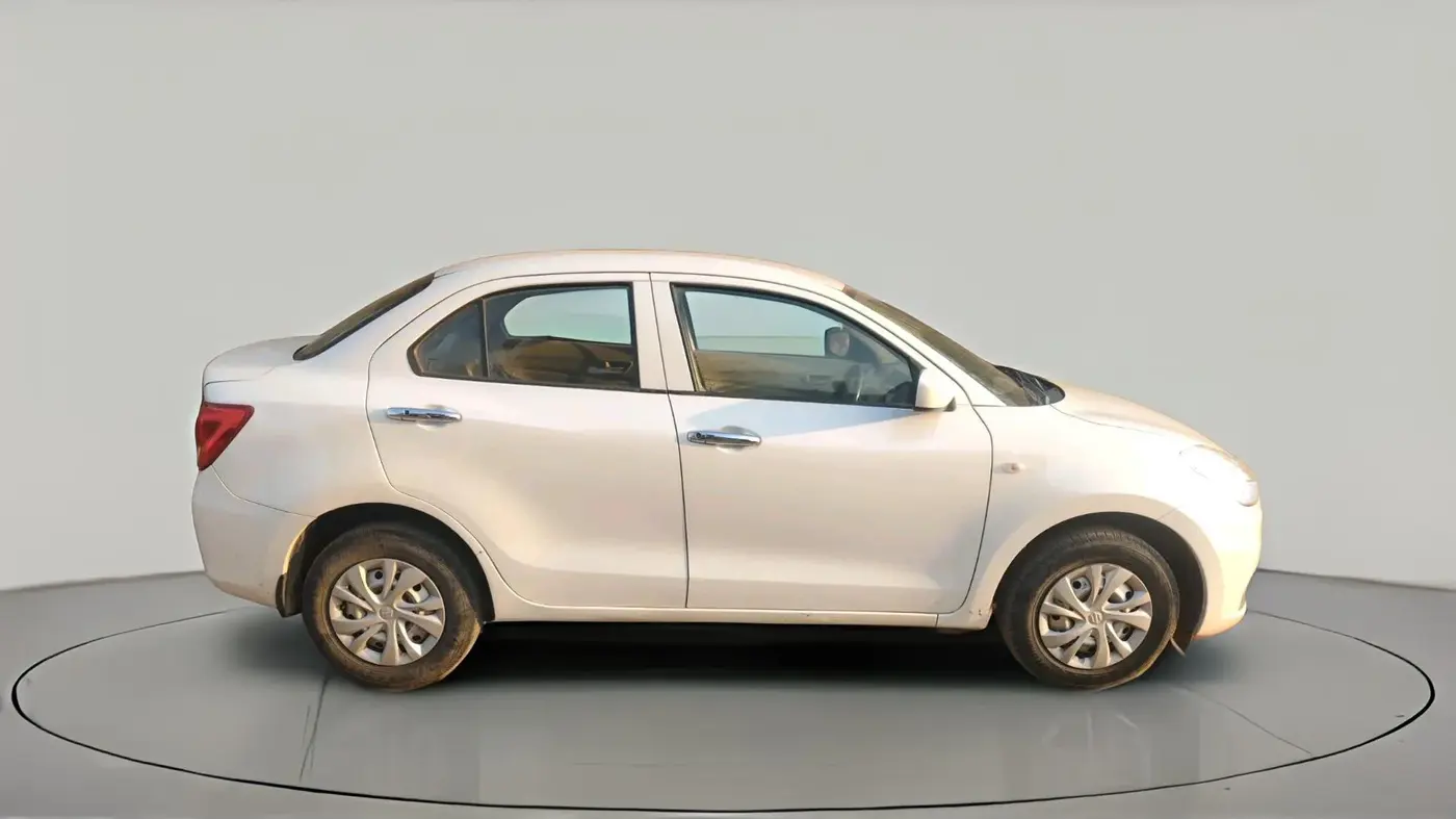 2020 Maruti Dzire LXI, Petrol, Manual, 1,56,752 km, exterior
