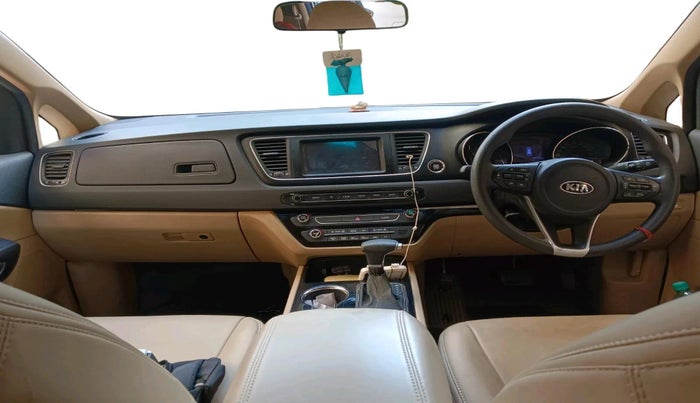 2021 KIA CARNIVAL PREMIUM 2.2 8 STR, Diesel, Automatic, 25,771 km, interior