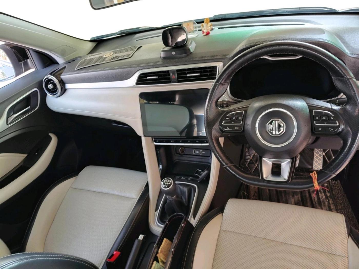 2022 MG ASTOR SHARP 1.5 MT, Petrol, Manual, 58,446 km, interior