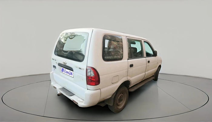 2011 Chevrolet Tavera LS B2 7 STR, Diesel, Manual, 1,73,916 km, exterior