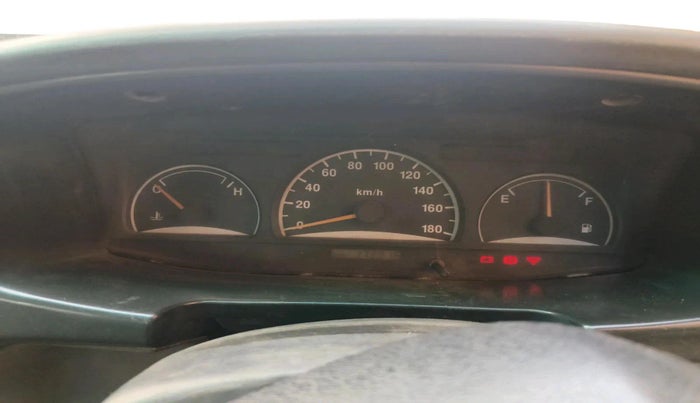 2011 Chevrolet Tavera LS B2 7 STR, Diesel, Manual, 1,73,916 km, interior