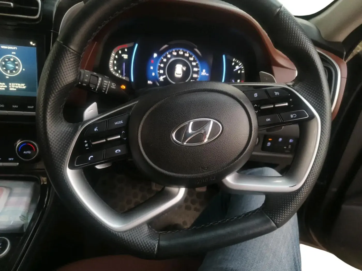 2024 Hyundai ALCAZAR PRESTIGE(O) 1.5 AT 7STR, Diesel, Automatic, 16,519 km, interior
